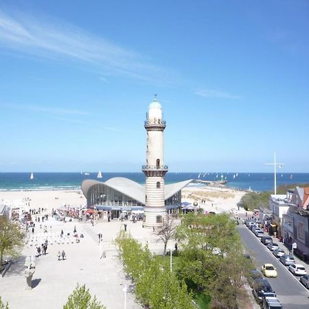 Berringer, Seestern, Direkt An Der Promenade Rostock Exterior foto